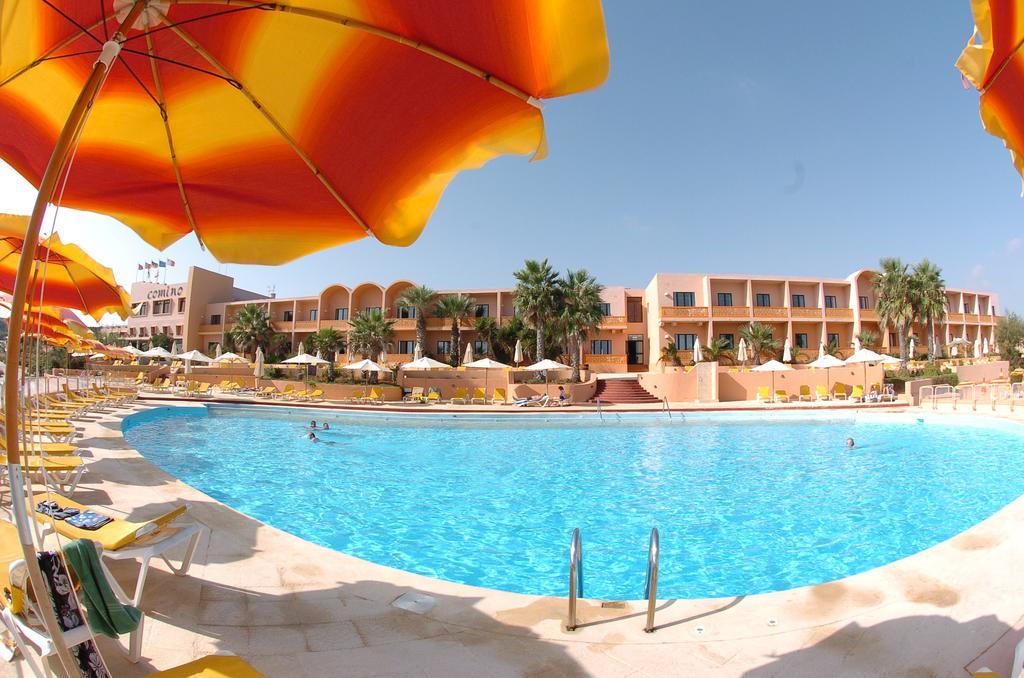 Comino Hotel Exterior photo